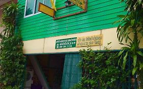 Pee Homestay Lopburi